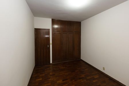 Apartamento para alugar com 270m², 4 quartos e 2 vagas Apartamento para alugar com 270m², 4 quartos e 2 vagasQuarto 2