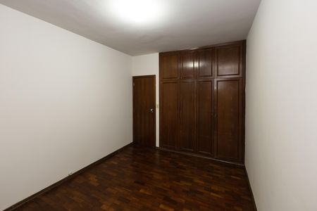 Apartamento para alugar com 270m², 4 quartos e 2 vagas Apartamento para alugar com 270m², 4 quartos e 2 vagasQuarto 2