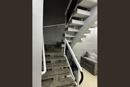 Sala de casa para alugar com 2 quartos, 56m² em Parque Cisper, São Paulo