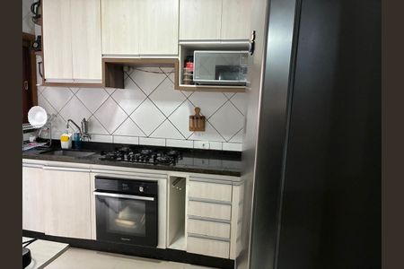 Cozinha de casa para alugar com 2 quartos, 56m² em Parque Cisper, São Paulo