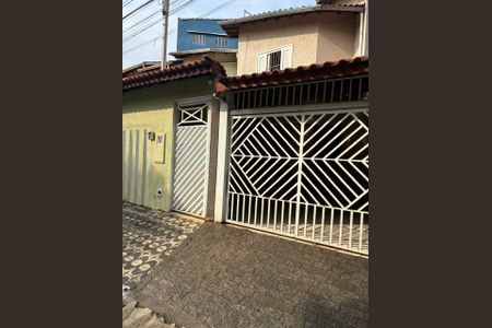 Fachada de casa para alugar com 2 quartos, 56m² em Parque Cisper, São Paulo