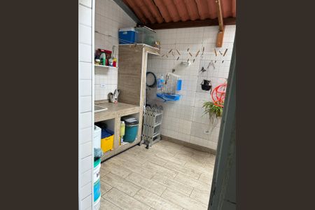 Area de serviço de casa para alugar com 2 quartos, 56m² em Parque Cisper, São Paulo