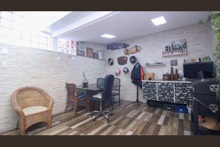 Casa de condomínio à venda com 87m², 2 quartos e 2 vagas