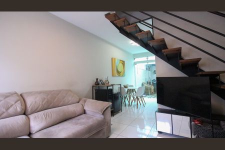 Casa de Condomínio à venda com 2 quartos, 87m² em Vila Ema, São Paulo
