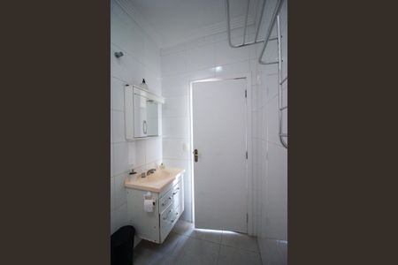 Casa de condomínio para alugar com 235m², 4 quartos e 4 vagas Casa de condomínio para alugar com 235m², 4 quartos e 4 vagasBanheiro Social