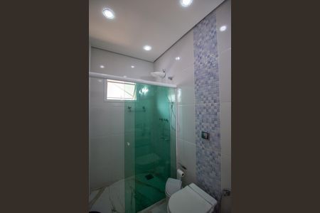 Casa de condomínio para alugar com 235m², 4 quartos e 4 vagas Casa de condomínio para alugar com 235m², 4 quartos e 4 vagasBanheiro da Suíte 2
