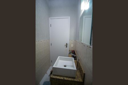 Casa de condomínio para alugar com 235m², 4 quartos e 4 vagas Casa de condomínio para alugar com 235m², 4 quartos e 4 vagasLavabo