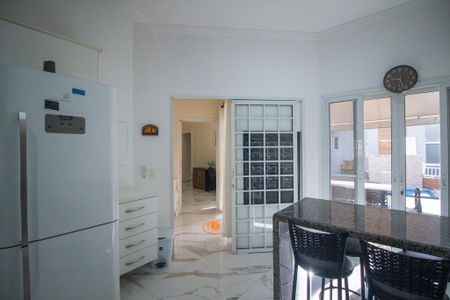 Casa de condomínio para alugar com 235m², 4 quartos e 4 vagas Casa de condomínio para alugar com 235m², 4 quartos e 4 vagasCozinha
