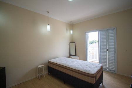 Casa de condomínio para alugar com 235m², 4 quartos e 4 vagas Casa de condomínio para alugar com 235m², 4 quartos e 4 vagasQuarto 1