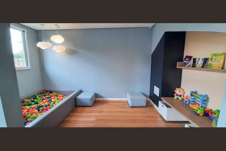 Apartamento para alugar com 37m², 2 quartos e 1 vaga