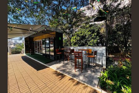 Apartamento à venda com 2 quartos, 70m² em Jardim Prudência, São Paulo