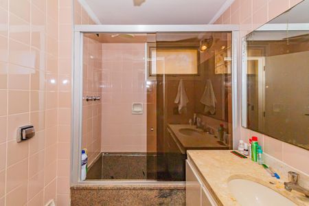 Apartamento à venda com 127m², 4 quartos e 2 vagas Apartamento à venda com 127m², 4 quartos e 2 vagasBanheiro