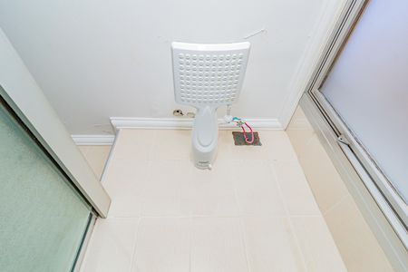 Apartamento à venda com 127m², 4 quartos e 2 vagas Apartamento à venda com 127m², 4 quartos e 2 vagasBanheiro da Suíte