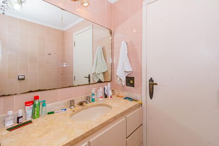 Apartamento à venda com 127m², 4 quartos e 2 vagas Apartamento à venda com 127m², 4 quartos e 2 vagasBanheiro
