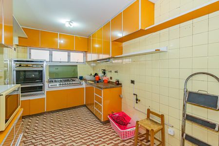 Apartamento à venda com 127m², 4 quartos e 2 vagas Apartamento à venda com 127m², 4 quartos e 2 vagasCozinha