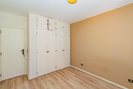 Apartamento à venda com 127m², 4 quartos e 2 vagas Apartamento à venda com 127m², 4 quartos e 2 vagasQuarto 2