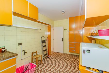 Apartamento à venda com 127m², 4 quartos e 2 vagas Apartamento à venda com 127m², 4 quartos e 2 vagasCozinha