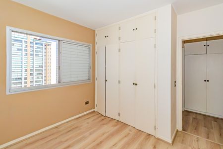 Apartamento à venda com 127m², 4 quartos e 2 vagas Apartamento à venda com 127m², 4 quartos e 2 vagasQuarto 3