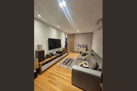 Casa à venda com 4 quartos, 280m² em Vila Inah, São Paulo