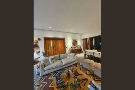 Casa à venda com 4 quartos, 280m² em Vila Inah, São Paulo