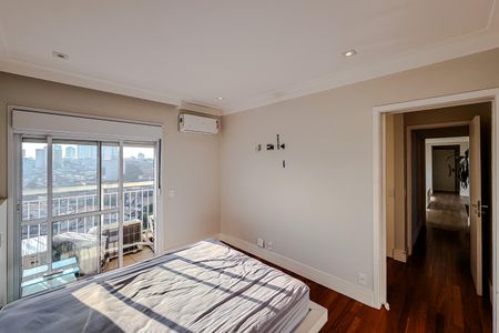 Apartamento à venda com 150m², 3 quartos e 4 vagas Apartamento à venda com 150m², 3 quartos e 4 vagasQuarto 2 - Suíte
