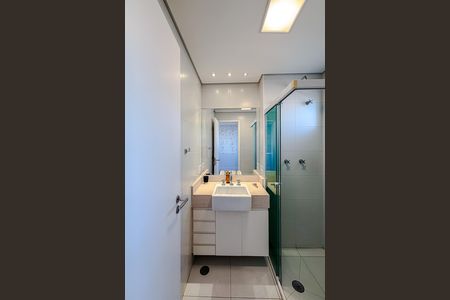 Apartamento à venda com 150m², 3 quartos e 4 vagas Apartamento à venda com 150m², 3 quartos e 4 vagasBanheiro da Suíte 1