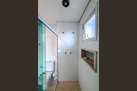 Apartamento à venda com 150m², 3 quartos e 4 vagas Apartamento à venda com 150m², 3 quartos e 4 vagasBanheiro da Suíte 2