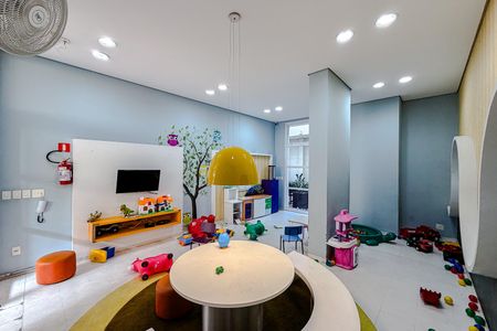 Apartamento à venda com 150m², 3 quartos e 4 vagas Apartamento à venda com 150m², 3 quartos e 4 vagasBrinquedoteca