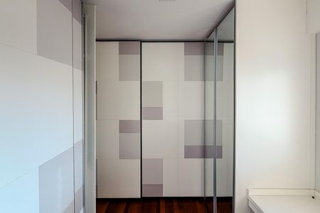 Apartamento à venda com 150m², 3 quartos e 4 vagas Apartamento à venda com 150m², 3 quartos e 4 vagasQuarto 3