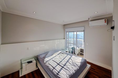 Apartamento à venda com 150m², 3 quartos e 4 vagas Apartamento à venda com 150m², 3 quartos e 4 vagasQuarto 2 - Suíte