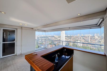 Apartamento à venda com 150m², 3 quartos e 4 vagas Apartamento à venda com 150m², 3 quartos e 4 vagasVaranda da Sala