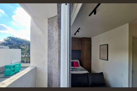 Apartamento para alugar com 24m², 1 quarto e sem vaga Apartamento para alugar com 24m², 1 quarto e sem vagaVaranda