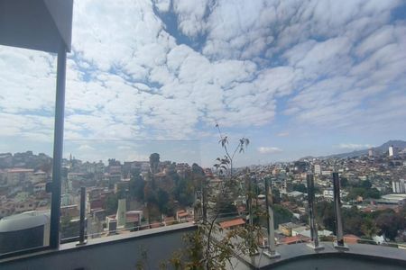 Apartamento à venda com 3 quartos, 150m² em Vila Ermelinda, Belo Horizonte