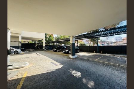 Apartamento à venda com 2 quartos, 57m² em Vila Marari, São Paulo