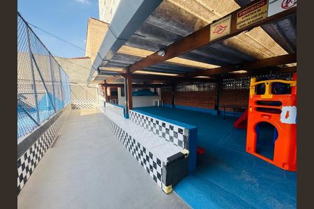 Apartamento à venda com 2 quartos, 57m² em Vila Marari, São Paulo