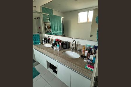 Apartamento à venda com 202m², 4 quartos e 3 vagas
