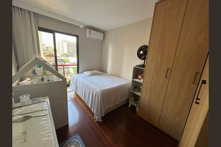 Apartamento à venda com 135m², 3 quartos e 2 vagas