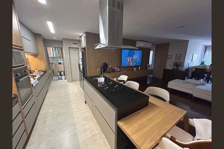 Apartamento à venda com 135m², 3 quartos e 2 vagas