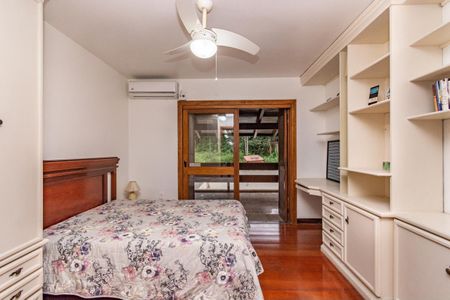 Casa para alugar com 311m², 4 quartos e 4 vagas