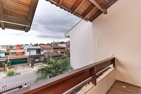 Casa para alugar com 311m², 4 quartos e 4 vagas