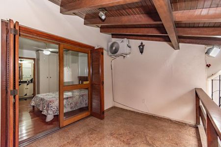 Casa para alugar com 311m², 4 quartos e 4 vagas