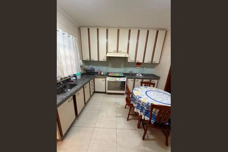 Cozinha de casa à venda com 3 quartos, 203m² em Vila Irmaos Arnoni, São Paulo