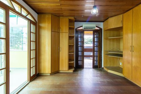 Casa para alugar com 450m², 5 quartos e 4 vagas Casa para alugar com 450m², 5 quartos e 4 vagasQuarto 4 - Suite Master