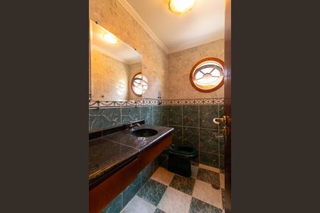 Casa para alugar com 450m², 5 quartos e 4 vagas Casa para alugar com 450m², 5 quartos e 4 vagasLavabo