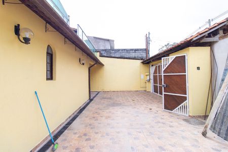 Casa para alugar com 450m², 5 quartos e 4 vagas Casa para alugar com 450m², 5 quartos e 4 vagasQuintal