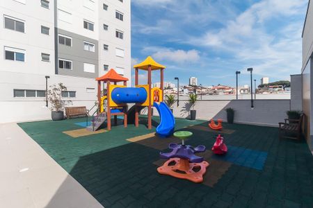 Apartamento para alugar com 57m², 2 quartos e 2 vagas Apartamento para alugar com 57m², 2 quartos e 2 vagasPlayground
