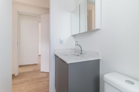 Banheiro da Suíte de apartamento para alugar com 2 quartos, 57m² em Vila Oliveira, Mogi das Cruzes