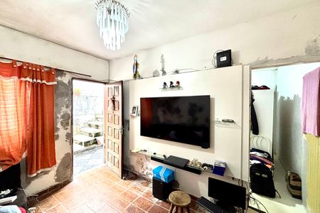 Casa à venda com 3 quartos, 120m² em Jardim Laone, São Paulo