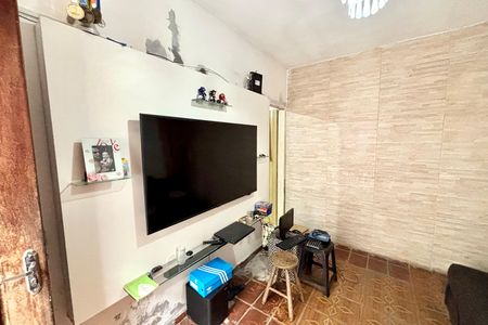 Sal de casa à venda com 3 quartos, 120m² em Jardim Laone, São Paulo