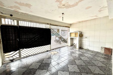 Garagem de casa à venda com 3 quartos, 120m² em Jardim Laone, São Paulo